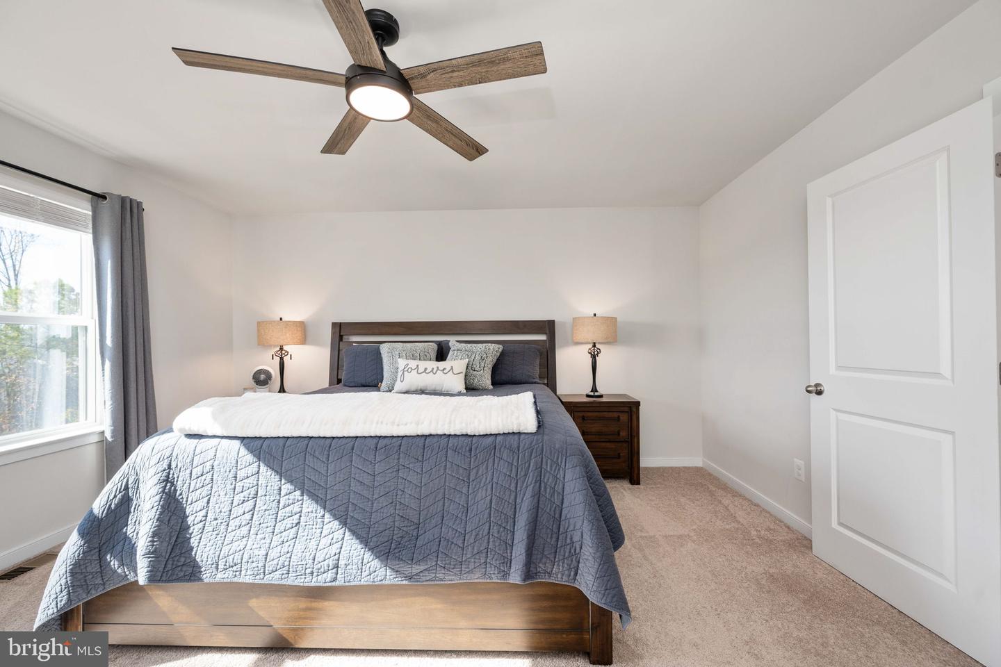 425 SNOWBERRY LN, FREDERICKSBURG, Virginia 22405, 4 Bedrooms Bedrooms, ,3 BathroomsBathrooms,Residential,For sale,425 SNOWBERRY LN,VAST2044482 MLS # VAST2044482