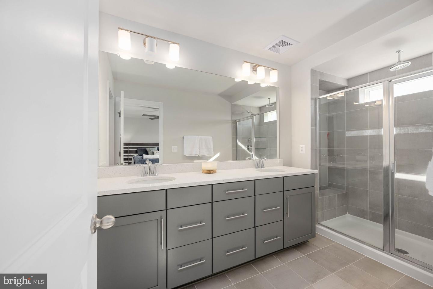 425 SNOWBERRY LN, FREDERICKSBURG, Virginia 22405, 4 Bedrooms Bedrooms, ,3 BathroomsBathrooms,Residential,For sale,425 SNOWBERRY LN,VAST2044482 MLS # VAST2044482