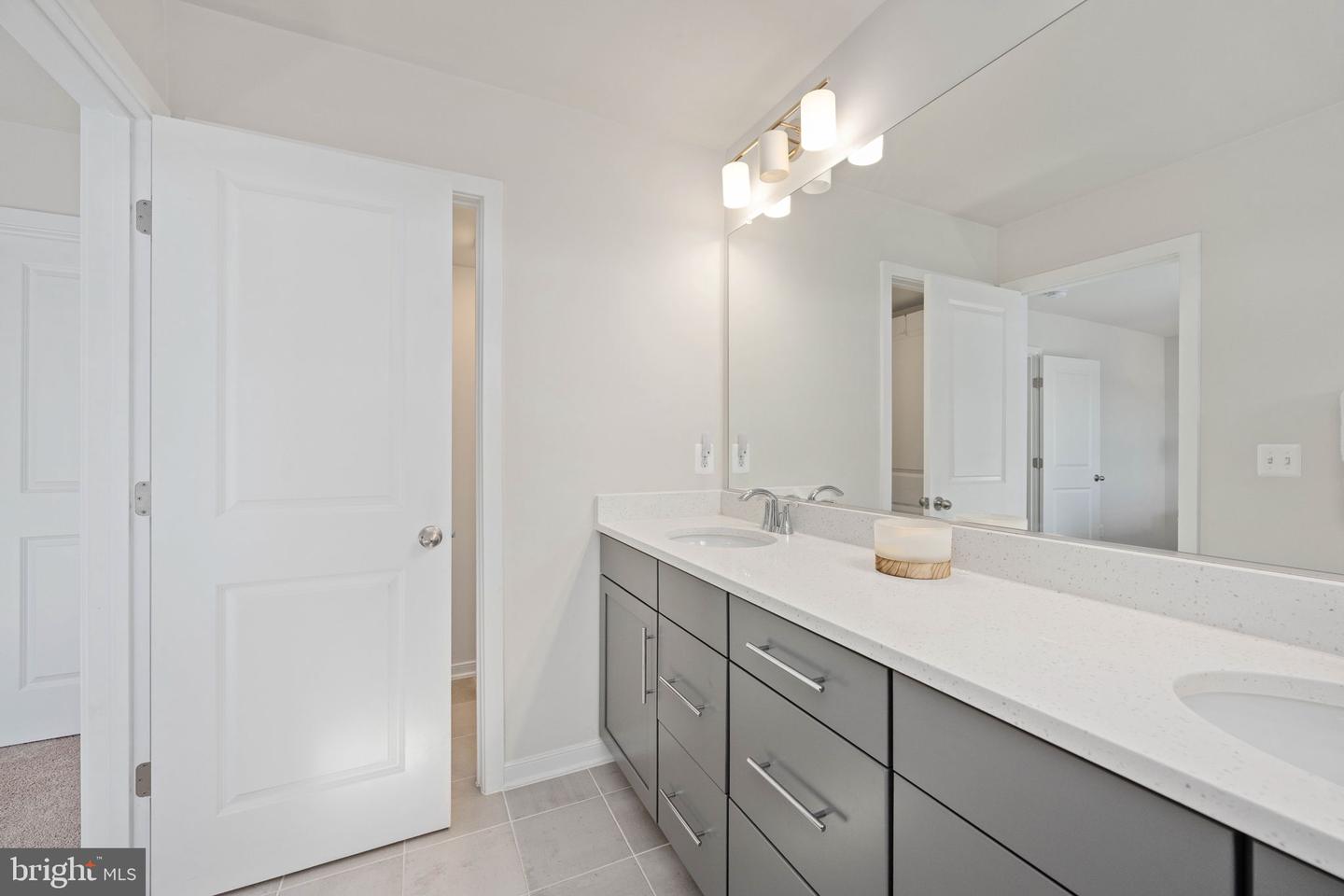 425 SNOWBERRY LN, FREDERICKSBURG, Virginia 22405, 4 Bedrooms Bedrooms, ,3 BathroomsBathrooms,Residential,For sale,425 SNOWBERRY LN,VAST2044482 MLS # VAST2044482