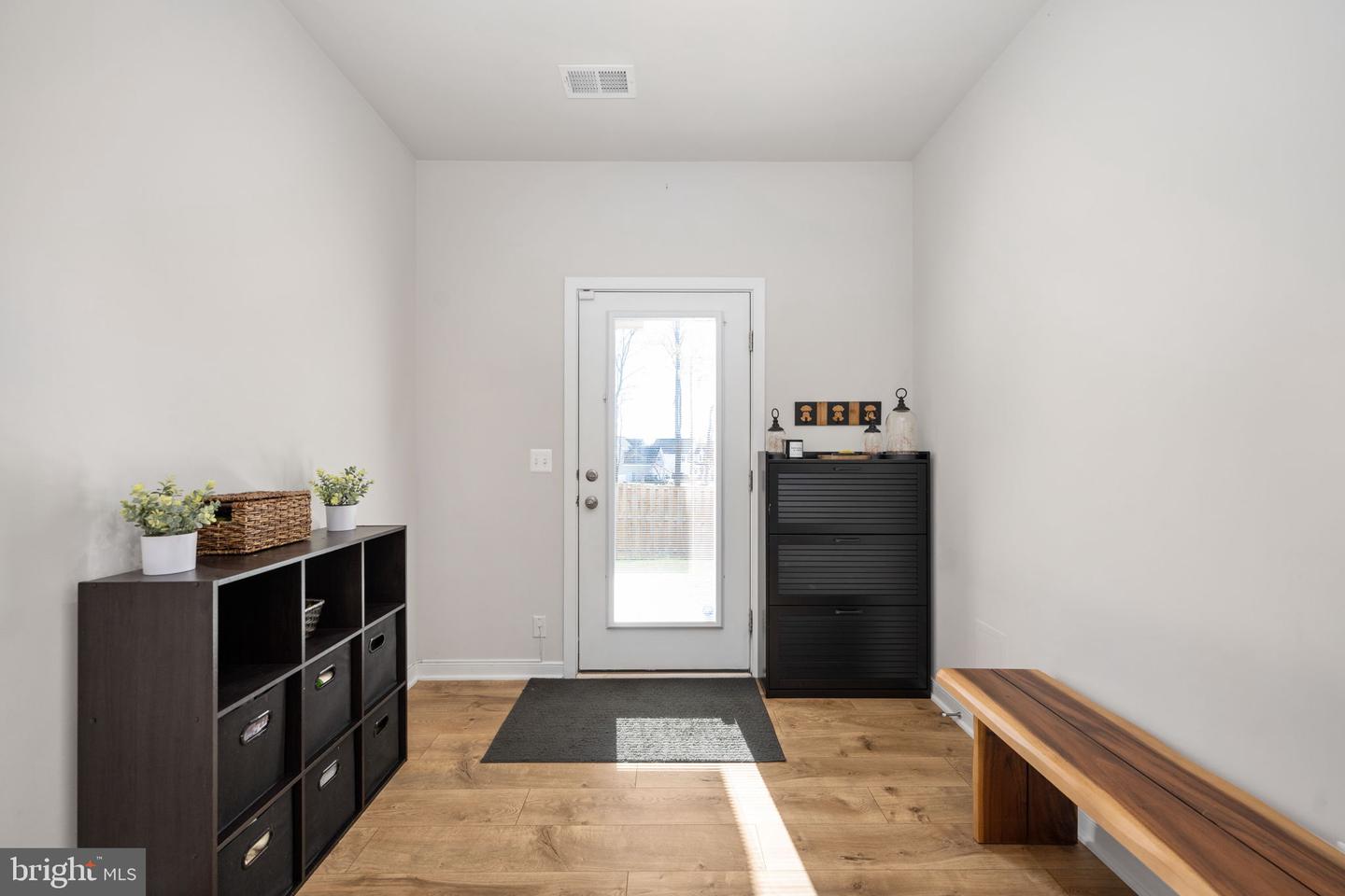 425 SNOWBERRY LN, FREDERICKSBURG, Virginia 22405, 4 Bedrooms Bedrooms, ,3 BathroomsBathrooms,Residential,For sale,425 SNOWBERRY LN,VAST2044482 MLS # VAST2044482