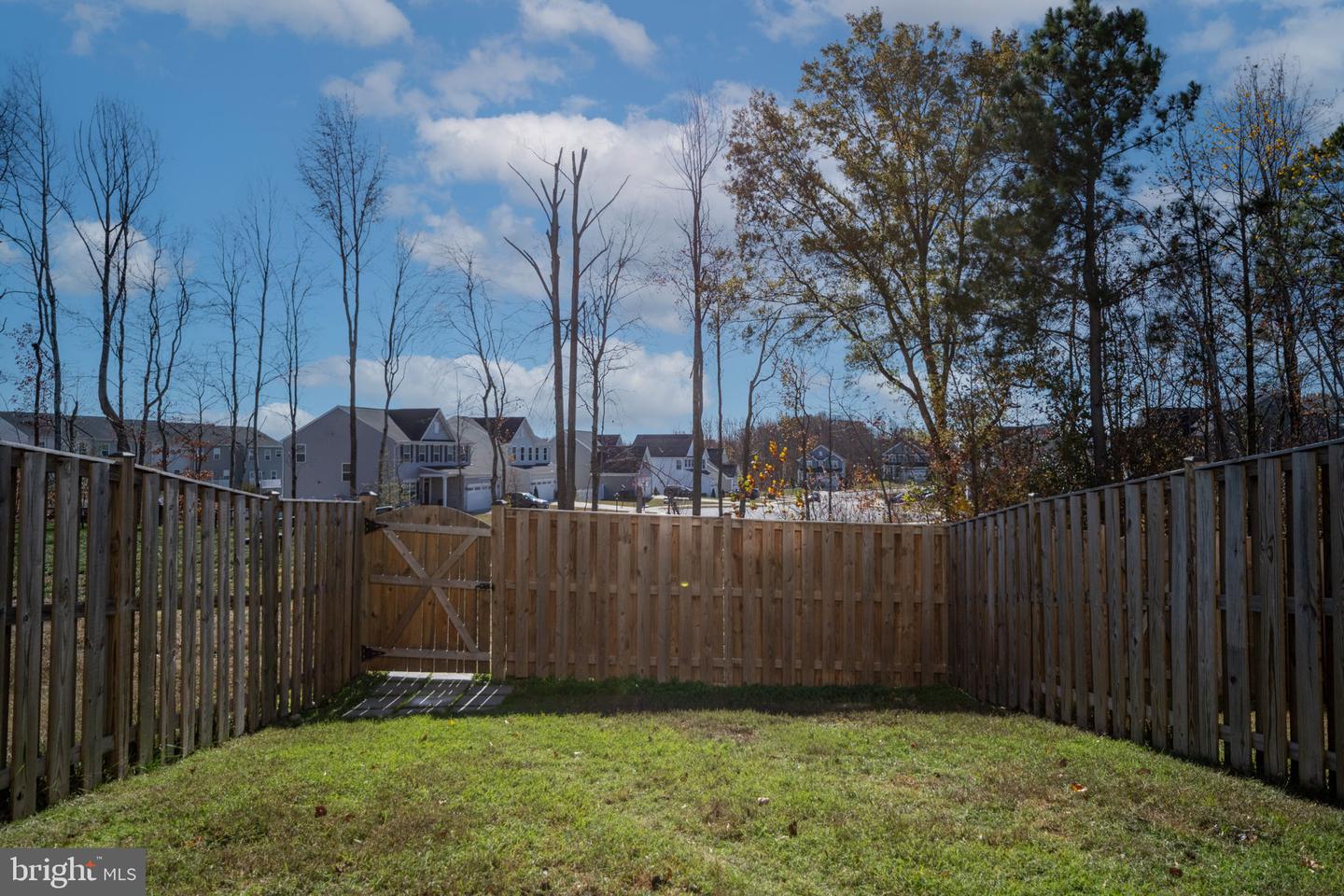 425 SNOWBERRY LN, FREDERICKSBURG, Virginia 22405, 4 Bedrooms Bedrooms, ,3 BathroomsBathrooms,Residential,For sale,425 SNOWBERRY LN,VAST2044482 MLS # VAST2044482