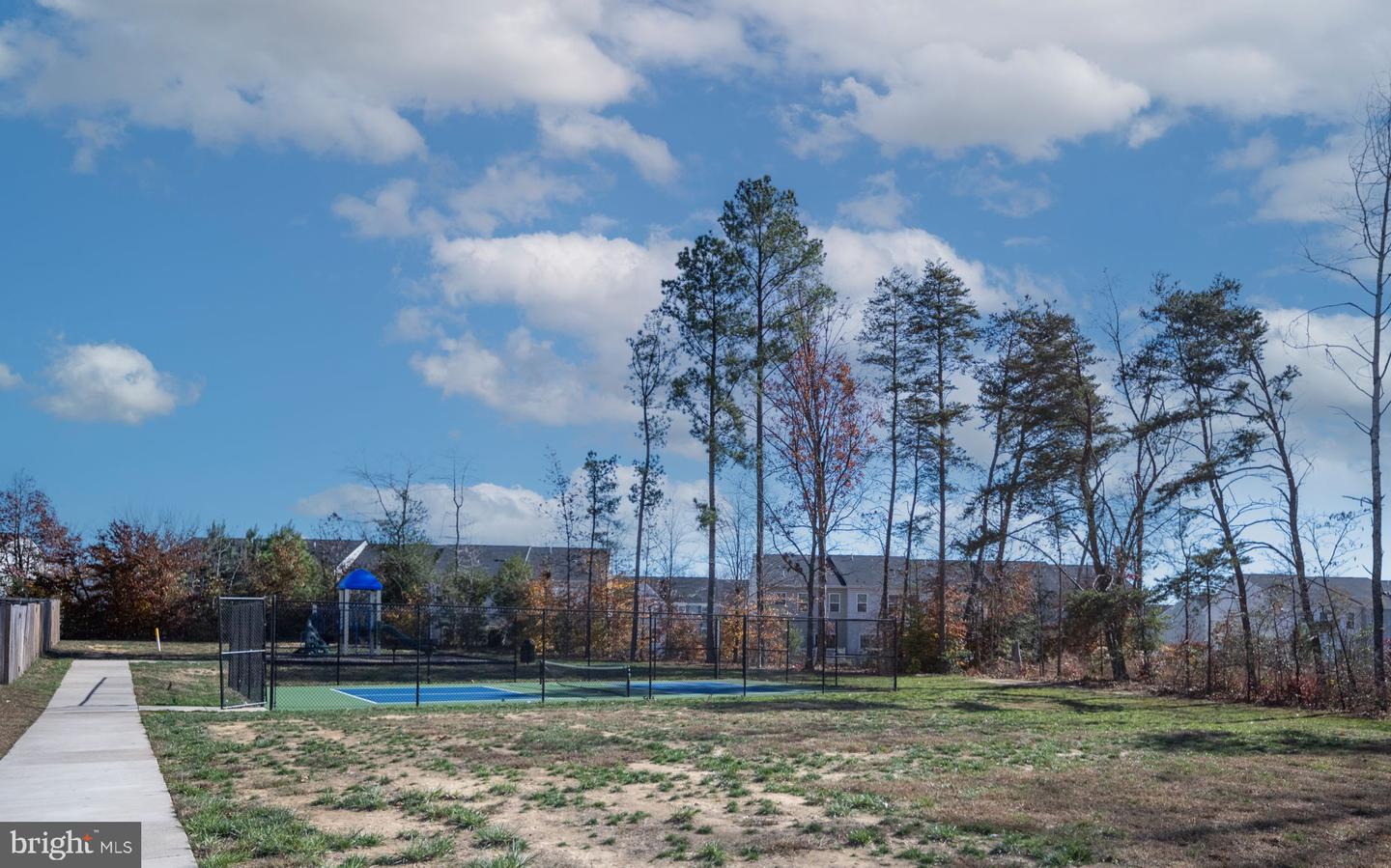 425 SNOWBERRY LN, FREDERICKSBURG, Virginia 22405, 4 Bedrooms Bedrooms, ,3 BathroomsBathrooms,Residential,For sale,425 SNOWBERRY LN,VAST2044482 MLS # VAST2044482