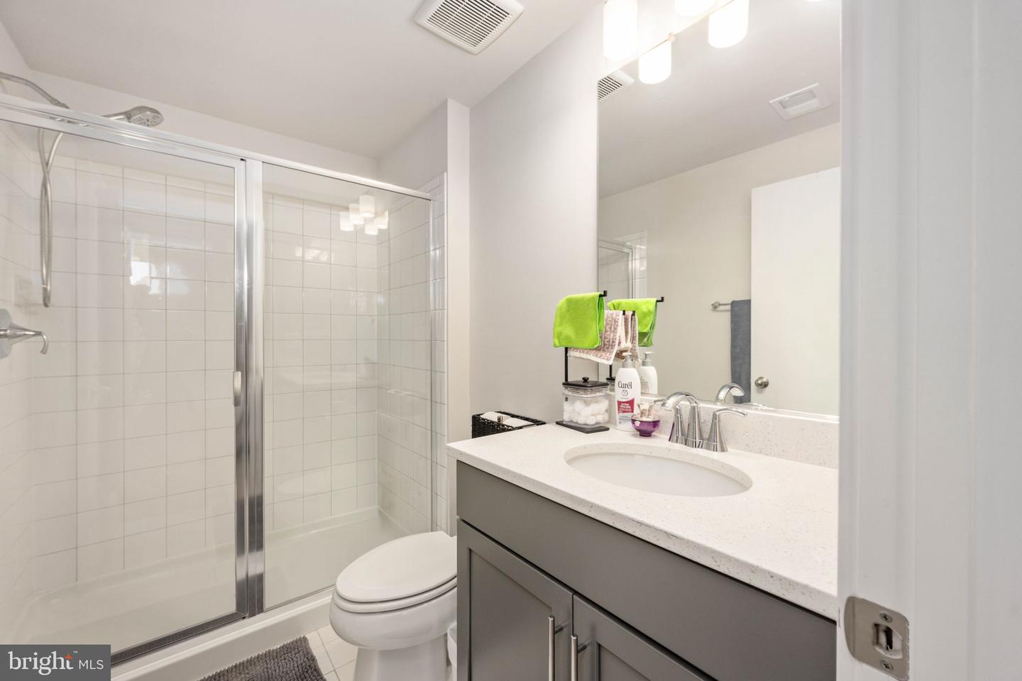 425 SNOWBERRY LN, FREDERICKSBURG, Virginia 22405, 4 Bedrooms Bedrooms, ,3 BathroomsBathrooms,Residential,For sale,425 SNOWBERRY LN,VAST2044482 MLS # VAST2044482