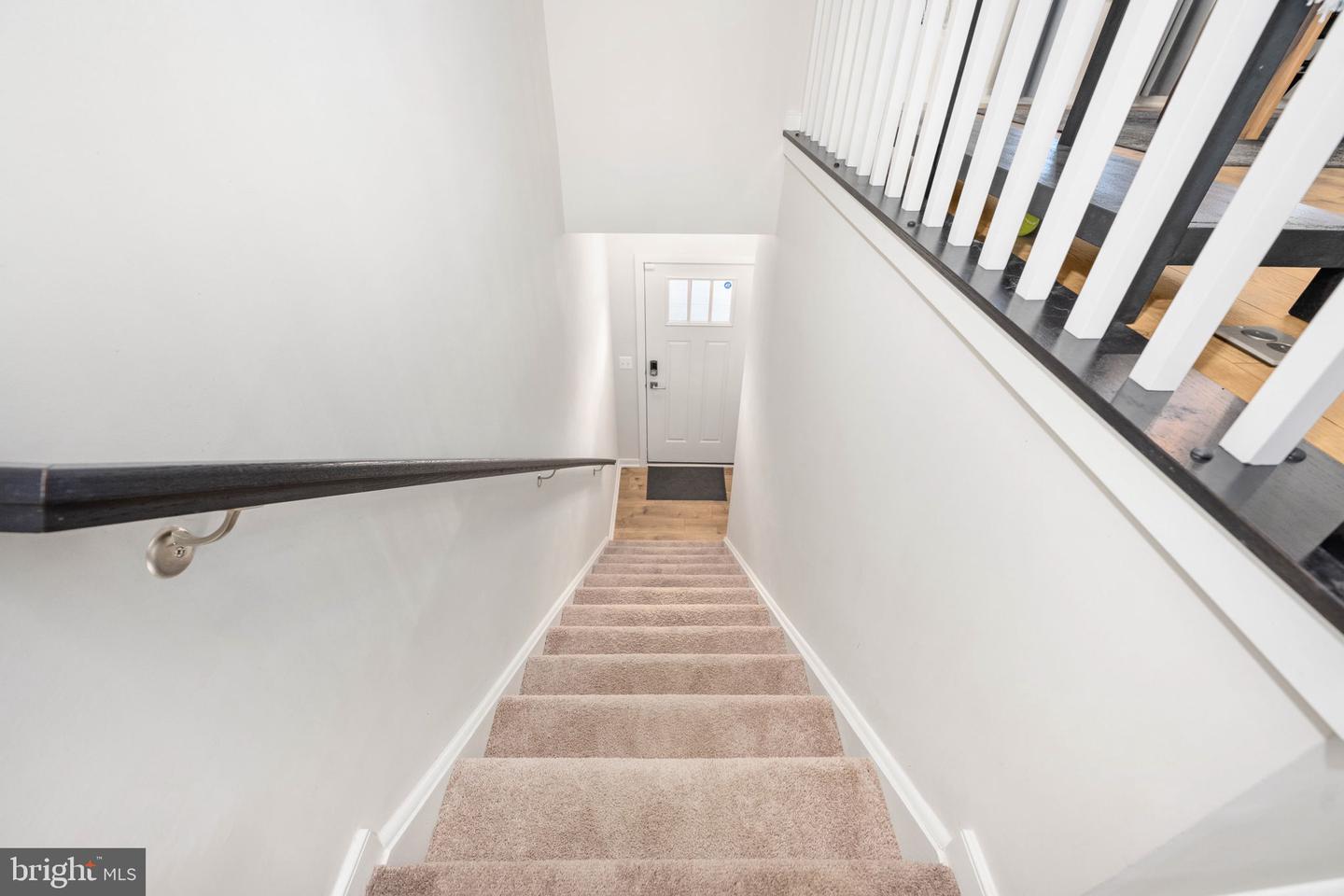 425 SNOWBERRY LN, FREDERICKSBURG, Virginia 22405, 4 Bedrooms Bedrooms, ,3 BathroomsBathrooms,Residential,For sale,425 SNOWBERRY LN,VAST2044482 MLS # VAST2044482