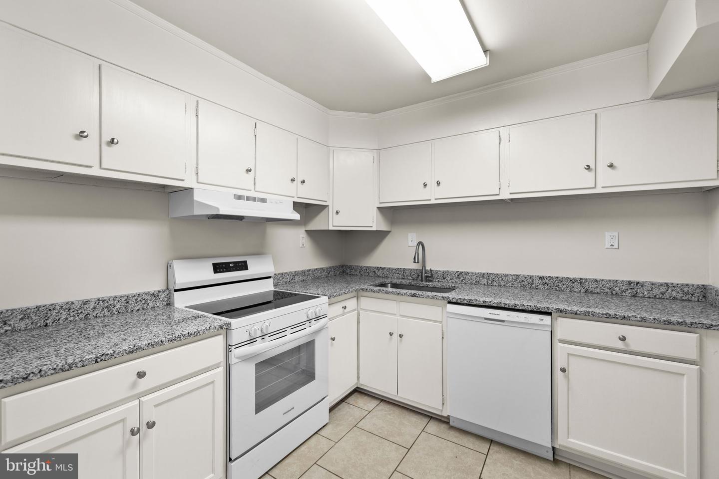 129 HICKOK CIR, FREDERICKSBURG, Virginia 22401, 3 Bedrooms Bedrooms, ,1 BathroomBathrooms,Residential,For sale,129 HICKOK CIR,VAFB2009352 MLS # VAFB2009352