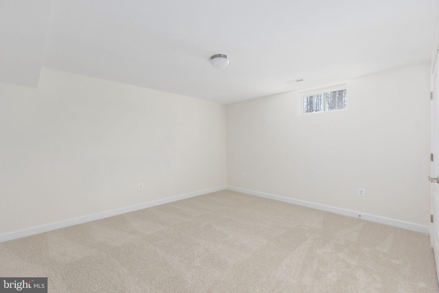 2 BLUEBIRD LN, STAFFORD, Virginia 22554, 3 Bedrooms Bedrooms, ,3 BathroomsBathrooms,Residential,For sale,2 BLUEBIRD LN,VAST2039904 MLS # VAST2039904