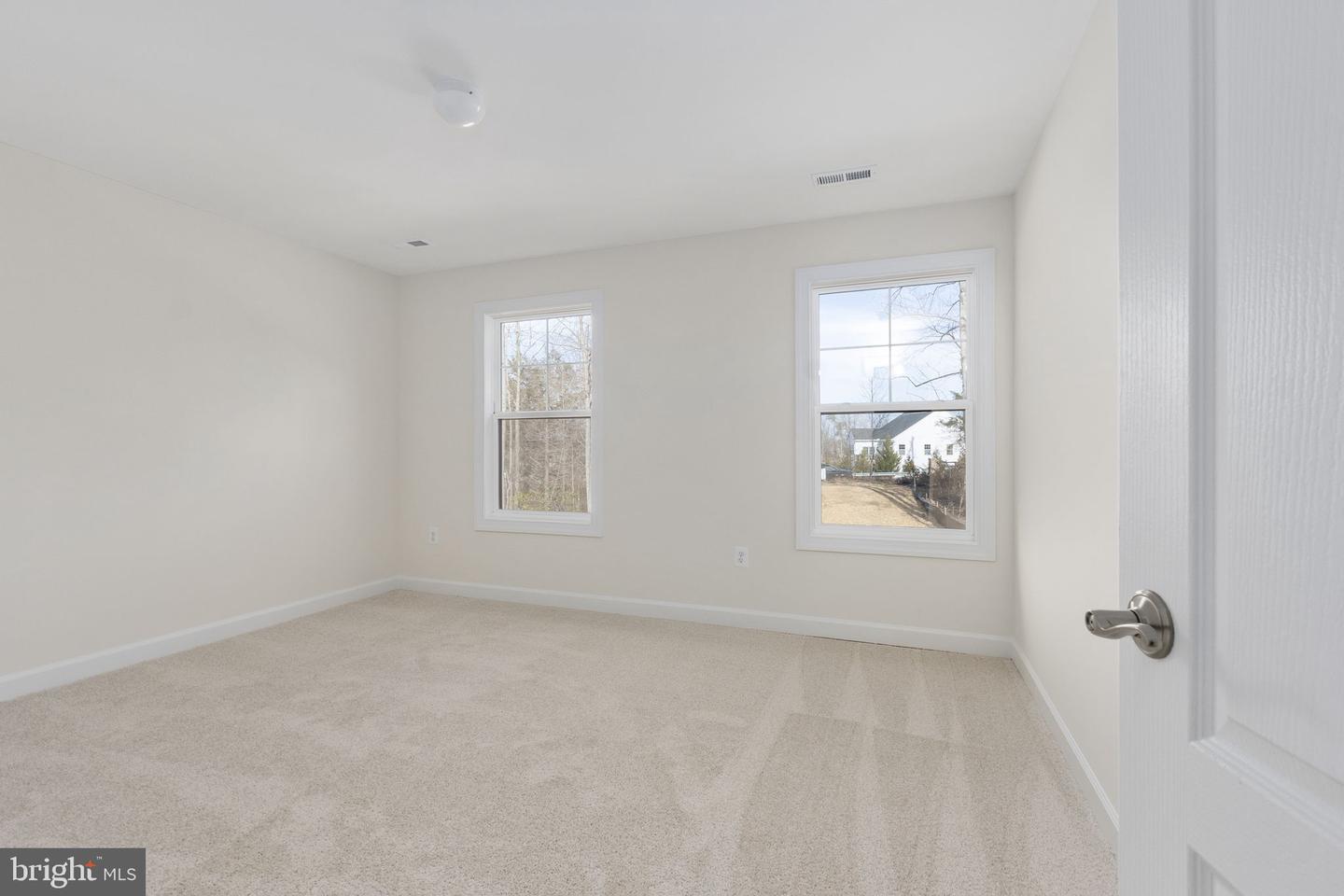 2 BLUEBIRD LN, STAFFORD, Virginia 22554, 3 Bedrooms Bedrooms, ,3 BathroomsBathrooms,Residential,For sale,2 BLUEBIRD LN,VAST2039904 MLS # VAST2039904