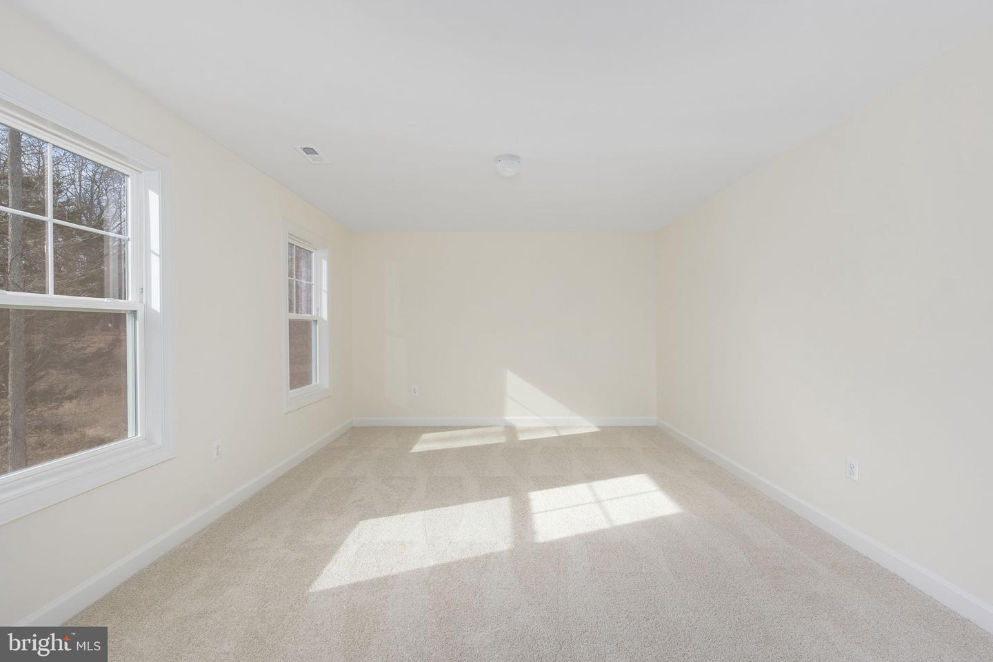 2 BLUEBIRD LN, STAFFORD, Virginia 22554, 3 Bedrooms Bedrooms, ,3 BathroomsBathrooms,Residential,For sale,2 BLUEBIRD LN,VAST2039904 MLS # VAST2039904