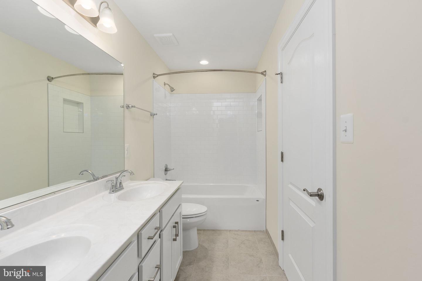 2 BLUEBIRD LN, STAFFORD, Virginia 22554, 3 Bedrooms Bedrooms, ,3 BathroomsBathrooms,Residential,For sale,2 BLUEBIRD LN,VAST2039904 MLS # VAST2039904