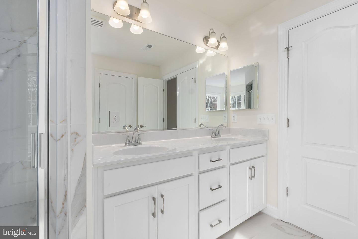 2 BLUEBIRD LN, STAFFORD, Virginia 22554, 3 Bedrooms Bedrooms, ,3 BathroomsBathrooms,Residential,For sale,2 BLUEBIRD LN,VAST2039904 MLS # VAST2039904