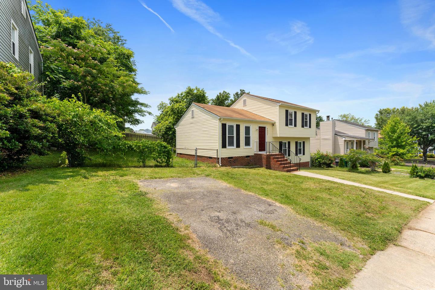 4602 H WHITING CIR, RICHMOND, Virginia 23231, 3 Bedrooms Bedrooms, ,2 BathroomsBathrooms,Residential,For sale,4602 H WHITING CIR,VARC2000706 MLS # VARC2000706 4602 H WHITING CIR, RICHMOND, Virginia 23231, 3 Bedrooms Bedrooms, ,2 BathroomsBathrooms,Residential,For sale,4602 H WHITING CIR,VARC2000706 MLS # VARC2000706