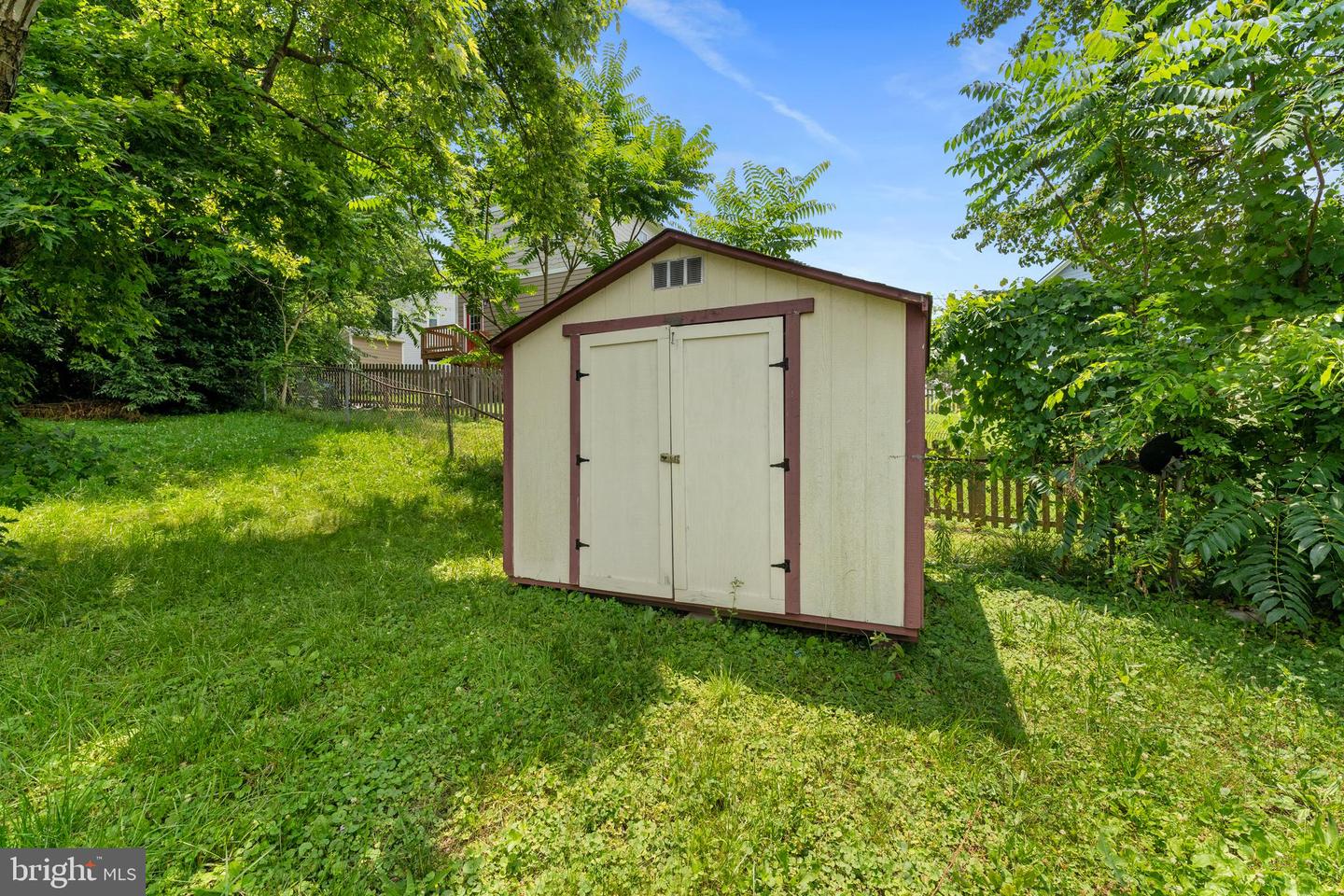 4602 H WHITING CIR, RICHMOND, Virginia 23231, 3 Bedrooms Bedrooms, ,2 BathroomsBathrooms,Residential,For sale,4602 H WHITING CIR,VARC2000706 MLS # VARC2000706 4602 H WHITING CIR, RICHMOND, Virginia 23231, 3 Bedrooms Bedrooms, ,2 BathroomsBathrooms,Residential,For sale,4602 H WHITING CIR,VARC2000706 MLS # VARC2000706