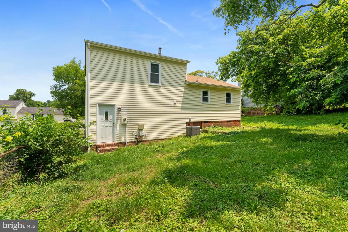 4602 H WHITING CIR, RICHMOND, Virginia 23231, 3 Bedrooms Bedrooms, ,2 BathroomsBathrooms,Residential,For sale,4602 H WHITING CIR,VARC2000706 MLS # VARC2000706 4602 H WHITING CIR, RICHMOND, Virginia 23231, 3 Bedrooms Bedrooms, ,2 BathroomsBathrooms,Residential,For sale,4602 H WHITING CIR,VARC2000706 MLS # VARC2000706