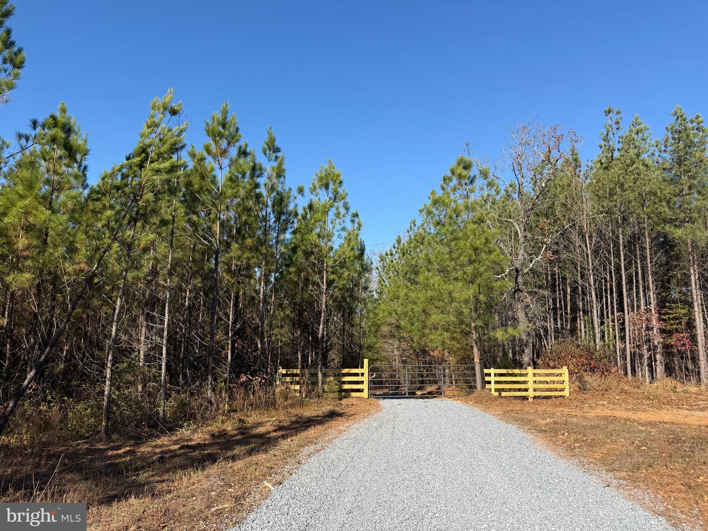 0 HARDWARE RD, SCOTTSVILLE, Virginia 24562, ,Land,For sale,0 HARDWARE RD,VABH2000240 MLS # VABH2000240