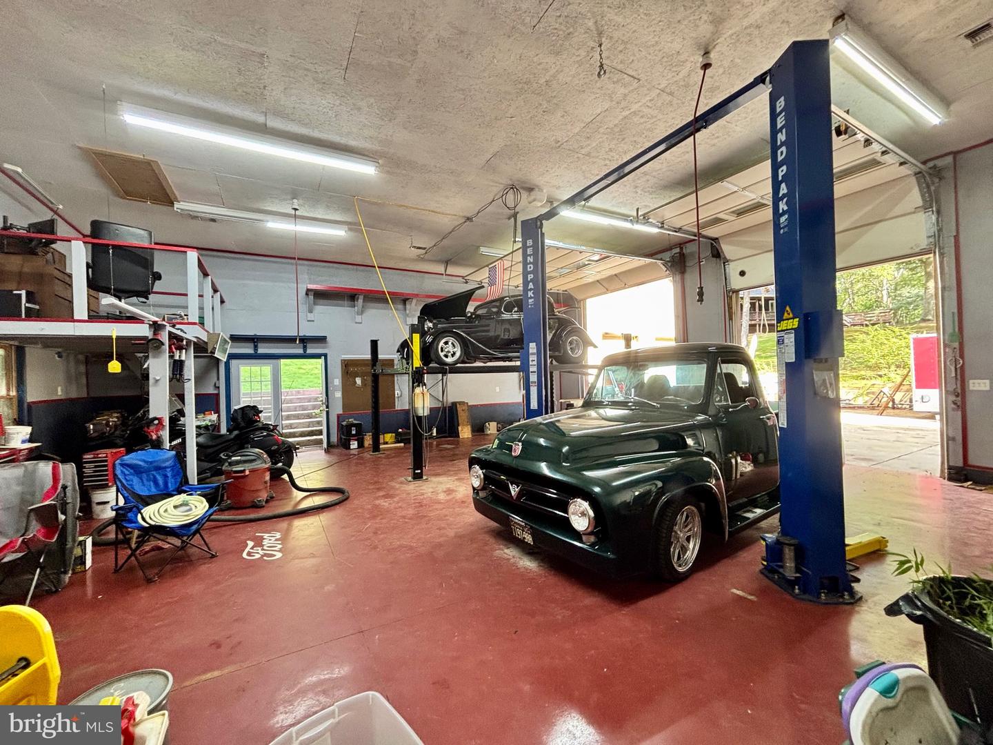 83 CREEK LN, FREDERICKSBURG, Virginia 22406, 4 Bedrooms Bedrooms, ,3 BathroomsBathrooms,Residential,For sale,83 CREEK LN,VAST2041682 MLS # VAST2041682