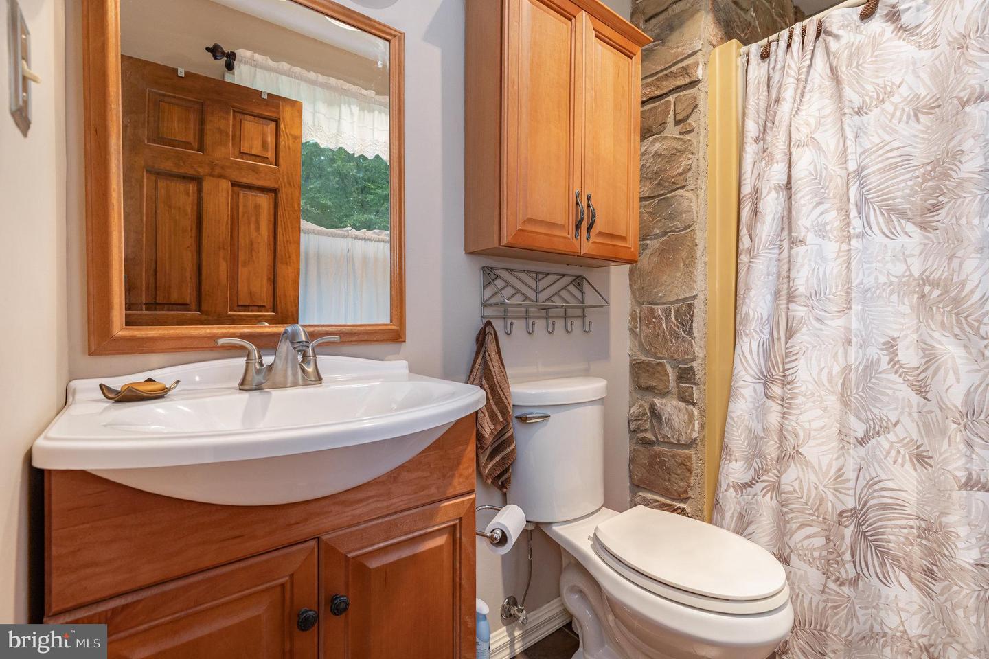 83 CREEK LN, FREDERICKSBURG, Virginia 22406, 4 Bedrooms Bedrooms, ,3 BathroomsBathrooms,Residential,For sale,83 CREEK LN,VAST2041682 MLS # VAST2041682