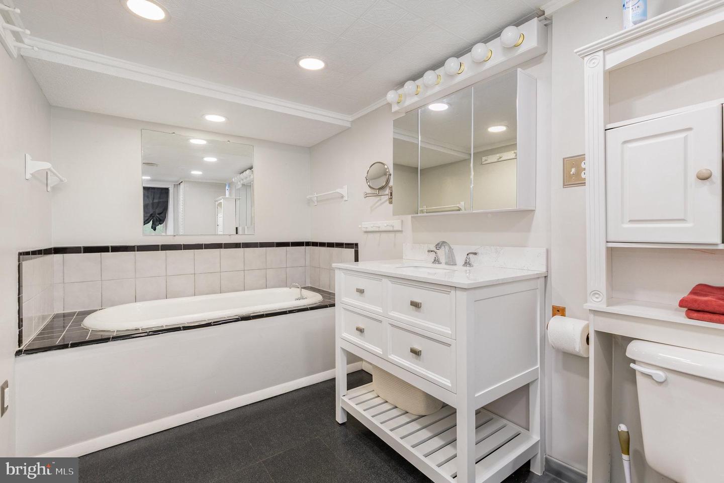 83 CREEK LN, FREDERICKSBURG, Virginia 22406, 4 Bedrooms Bedrooms, ,3 BathroomsBathrooms,Residential,For sale,83 CREEK LN,VAST2041682 MLS # VAST2041682