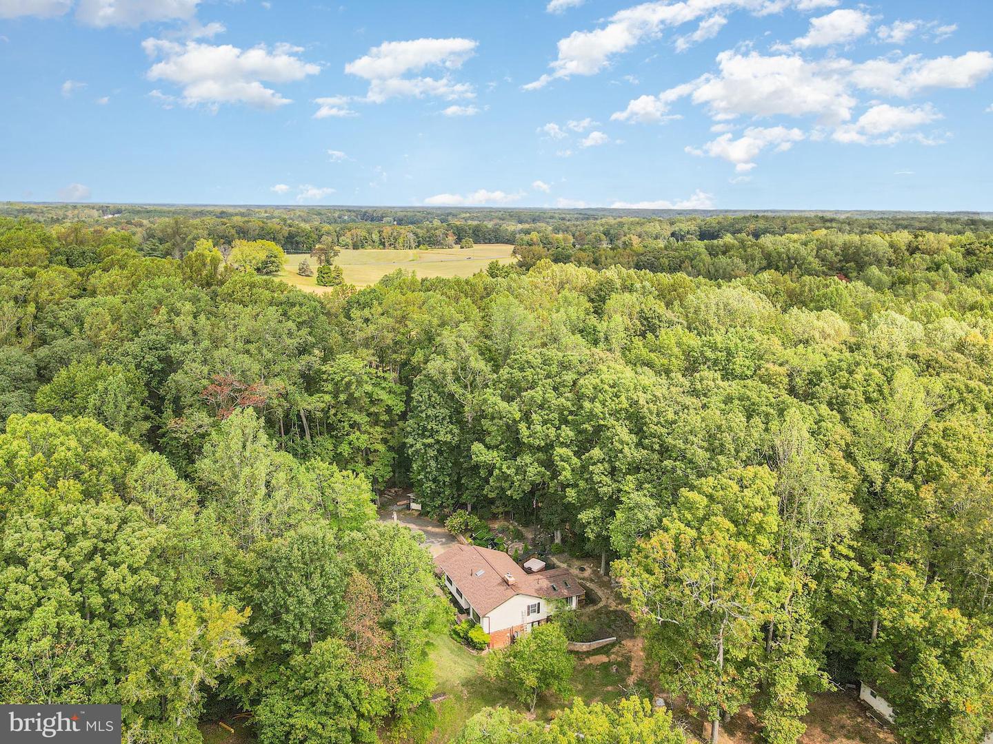 83 CREEK LN, FREDERICKSBURG, Virginia 22406, 4 Bedrooms Bedrooms, ,3 BathroomsBathrooms,Residential,For sale,83 CREEK LN,VAST2041682 MLS # VAST2041682