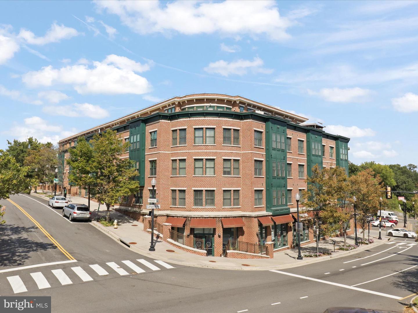 2101 N MONROE ST #212, ARLINGTON, Virginia 22207, 1 Bedroom Bedrooms, ,1 BathroomBathrooms,Residential,For sale,2101 N MONROE ST #212,VAAR2062968 MLS # VAAR2062968 2101 N MONROE ST #212, ARLINGTON, Virginia 22207, 1 Bedroom Bedrooms, ,1 BathroomBathrooms,Residential,For sale,2101 N MONROE ST #212,VAAR2062968 MLS # VAAR2062968