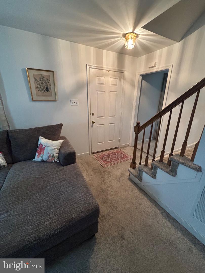 9728 COUNTRY WAY RD, GLEN ALLEN, Virginia 23060, 3 Bedrooms Bedrooms, 9 Rooms Rooms,2 BathroomsBathrooms,Residential,For sale,9728 COUNTRY WAY RD,VAHN2001062 MLS # VAHN2001062