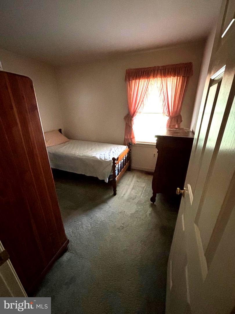 9728 COUNTRY WAY RD, GLEN ALLEN, Virginia 23060, 3 Bedrooms Bedrooms, 9 Rooms Rooms,2 BathroomsBathrooms,Residential,For sale,9728 COUNTRY WAY RD,VAHN2001062 MLS # VAHN2001062