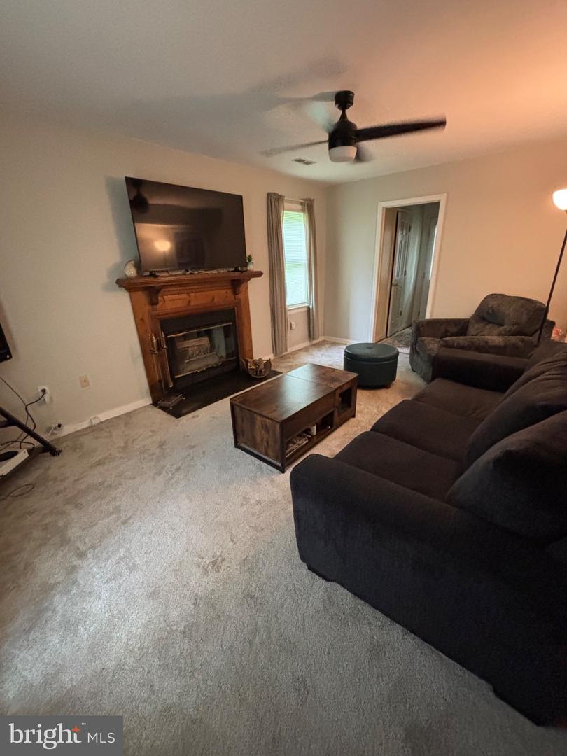 9728 COUNTRY WAY RD, GLEN ALLEN, Virginia 23060, 3 Bedrooms Bedrooms, 9 Rooms Rooms,2 BathroomsBathrooms,Residential,For sale,9728 COUNTRY WAY RD,VAHN2001062 MLS # VAHN2001062