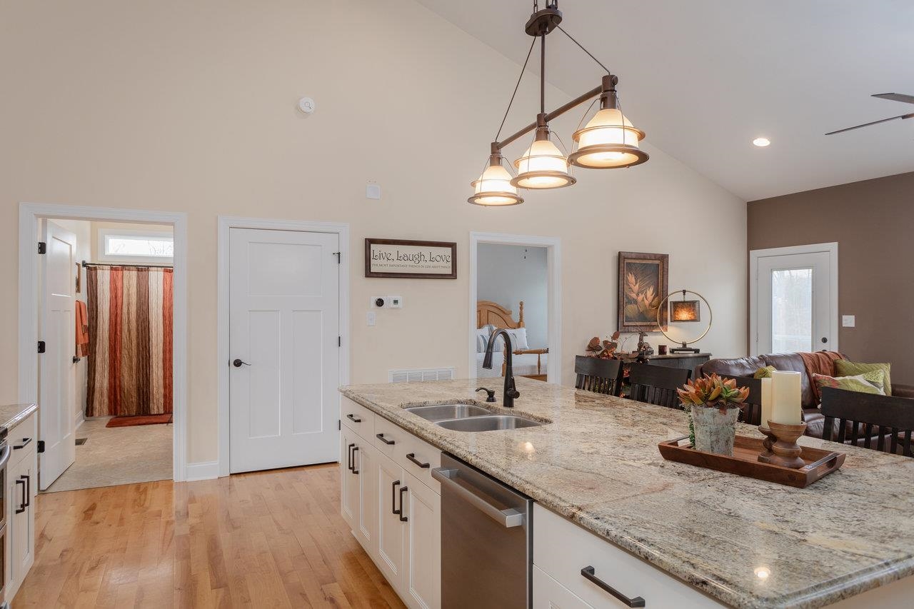 50 HARRISTON RD, GROTTOES, Virginia 24441, 3 Bedrooms Bedrooms, ,2 BathroomsBathrooms,Residential,50 HARRISTON RD,671513 MLS # 671513 50 HARRISTON RD, GROTTOES, Virginia 24441, 3 Bedrooms Bedrooms, ,2 BathroomsBathrooms,Residential,50 HARRISTON RD,671513 MLS # 671513