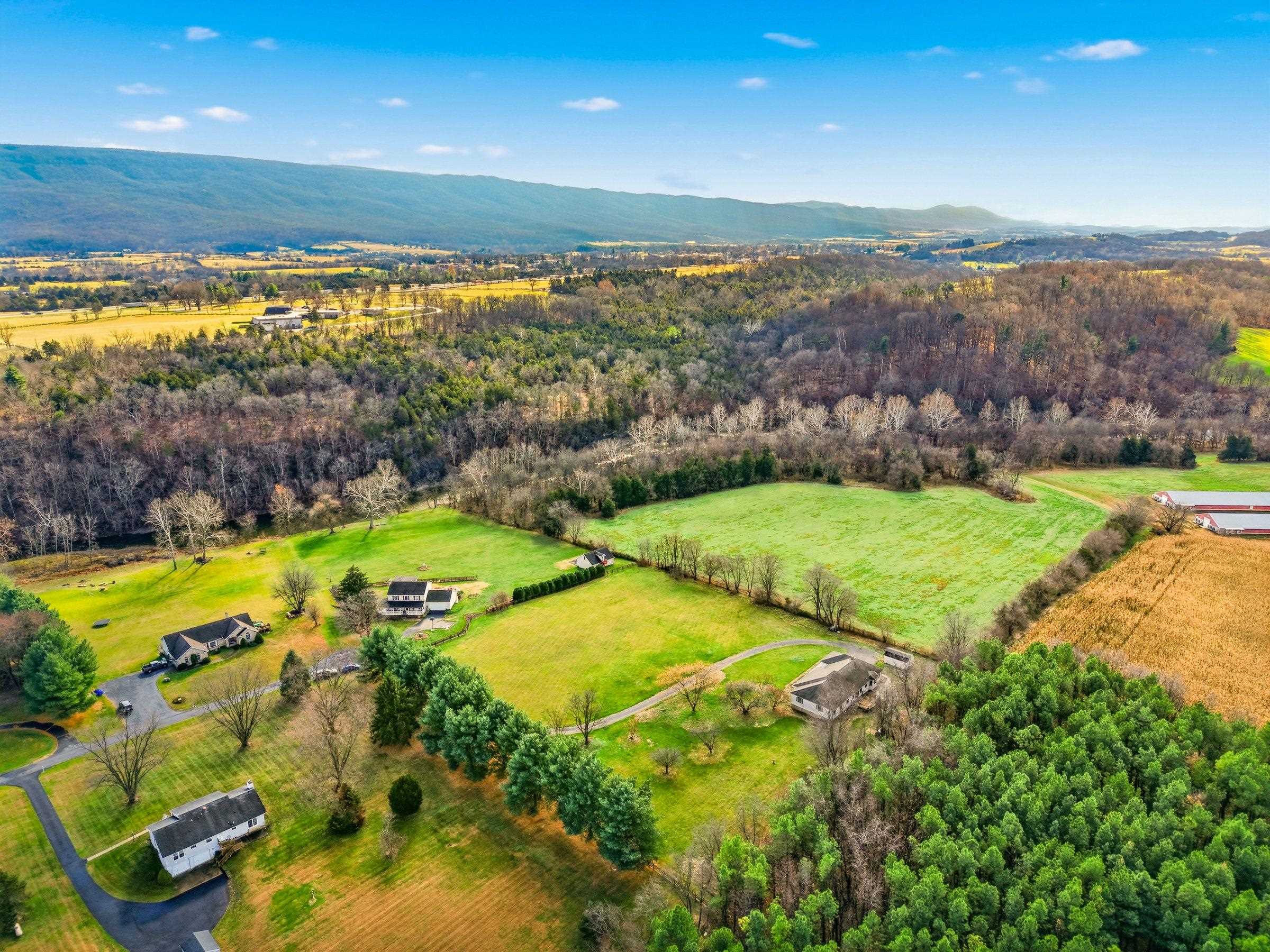 948 BATTLEFIELD BLUFF DR, NEW MARKET, Virginia 22844, 4 Bedrooms Bedrooms, ,2 BathroomsBathrooms,Residential,948 BATTLEFIELD BLUFF DR,671519 MLS # 671519 948 BATTLEFIELD BLUFF DR, NEW MARKET, Virginia 22844, 4 Bedrooms Bedrooms, ,2 BathroomsBathrooms,Residential,948 BATTLEFIELD BLUFF DR,671519 MLS # 671519