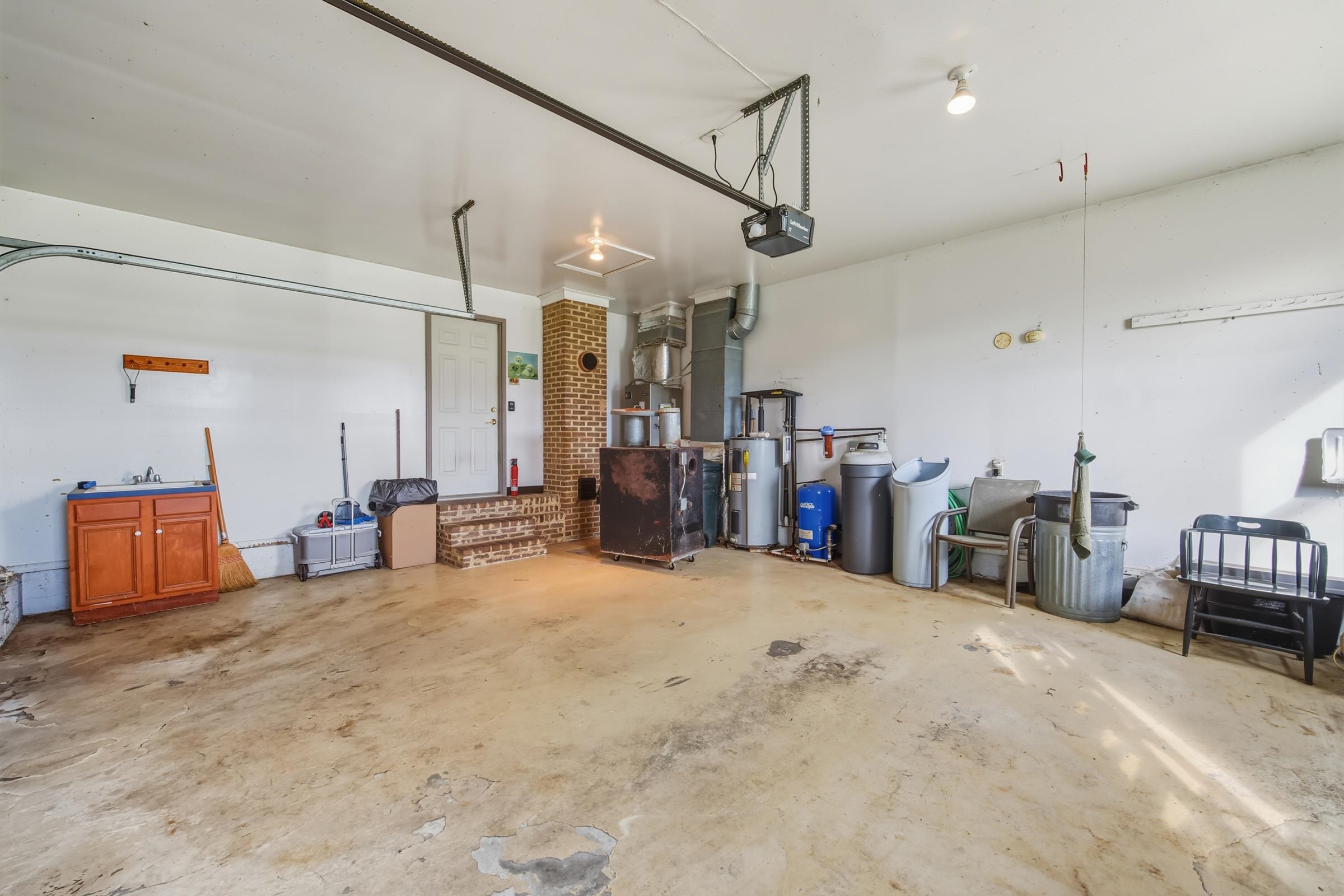 948 BATTLEFIELD BLUFF DR, NEW MARKET, Virginia 22844, 4 Bedrooms Bedrooms, ,2 BathroomsBathrooms,Residential,948 BATTLEFIELD BLUFF DR,671519 MLS # 671519 948 BATTLEFIELD BLUFF DR, NEW MARKET, Virginia 22844, 4 Bedrooms Bedrooms, ,2 BathroomsBathrooms,Residential,948 BATTLEFIELD BLUFF DR,671519 MLS # 671519