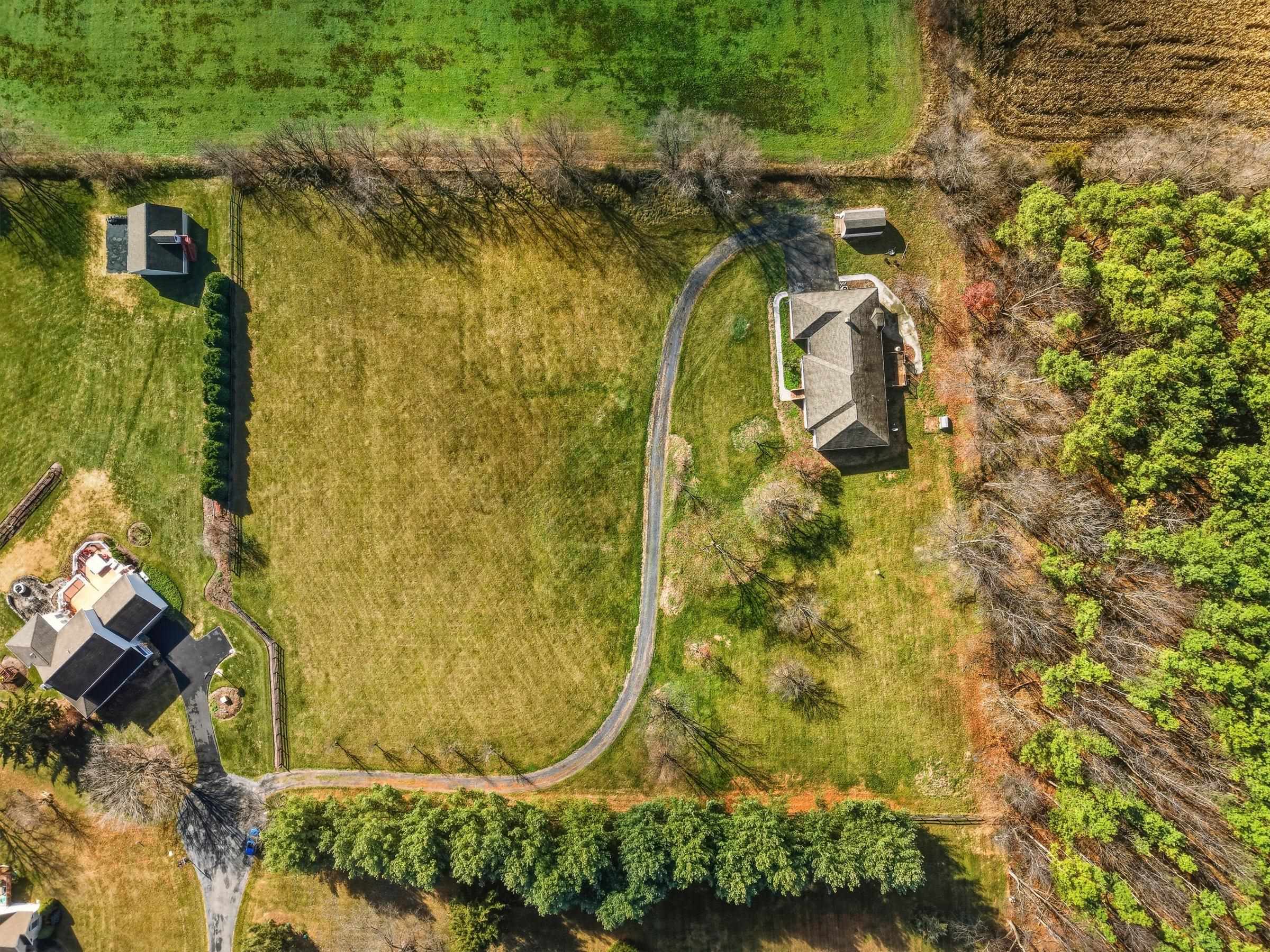 948 BATTLEFIELD BLUFF DR, NEW MARKET, Virginia 22844, 4 Bedrooms Bedrooms, ,2 BathroomsBathrooms,Residential,948 BATTLEFIELD BLUFF DR,671519 MLS # 671519 948 BATTLEFIELD BLUFF DR, NEW MARKET, Virginia 22844, 4 Bedrooms Bedrooms, ,2 BathroomsBathrooms,Residential,948 BATTLEFIELD BLUFF DR,671519 MLS # 671519