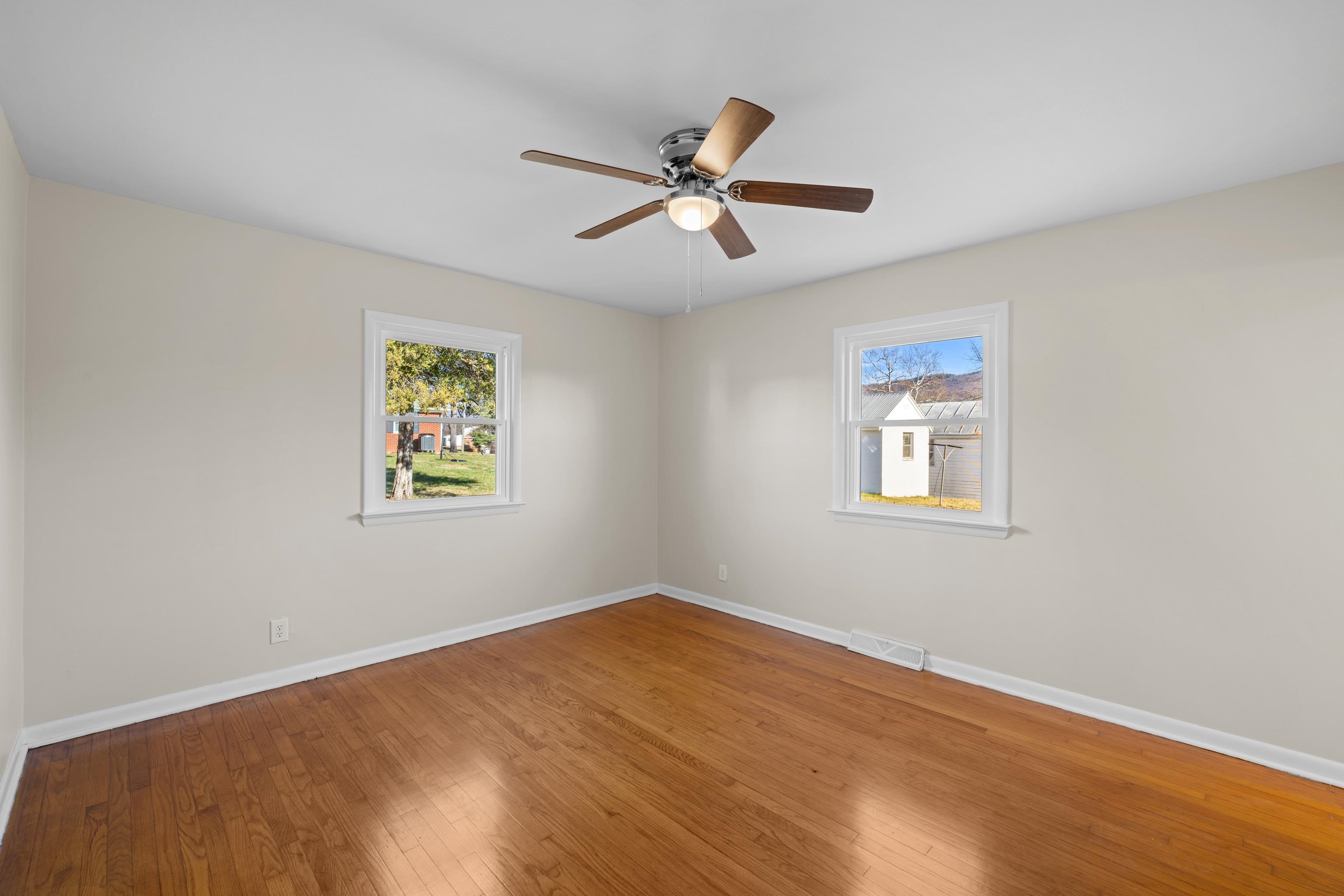 1726 MOUNTAIN VALLEY RD, KEEZLETOWN, Virginia 22832, 3 Bedrooms Bedrooms, ,2 BathroomsBathrooms,Residential,1726 MOUNTAIN VALLEY RD,671524 MLS # 671524