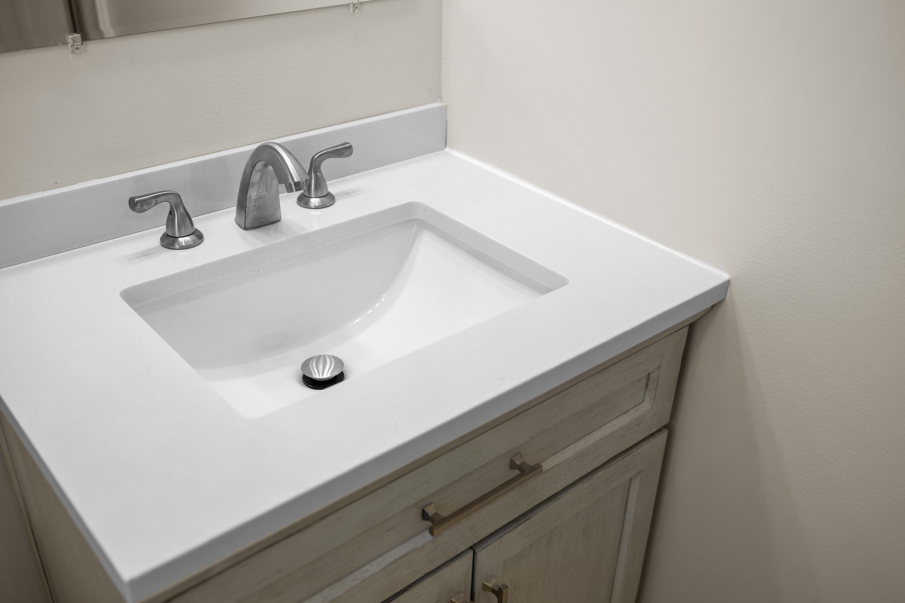 1726 MOUNTAIN VALLEY RD, KEEZLETOWN, Virginia 22832, 3 Bedrooms Bedrooms, ,2 BathroomsBathrooms,Residential,1726 MOUNTAIN VALLEY RD,671524 MLS # 671524