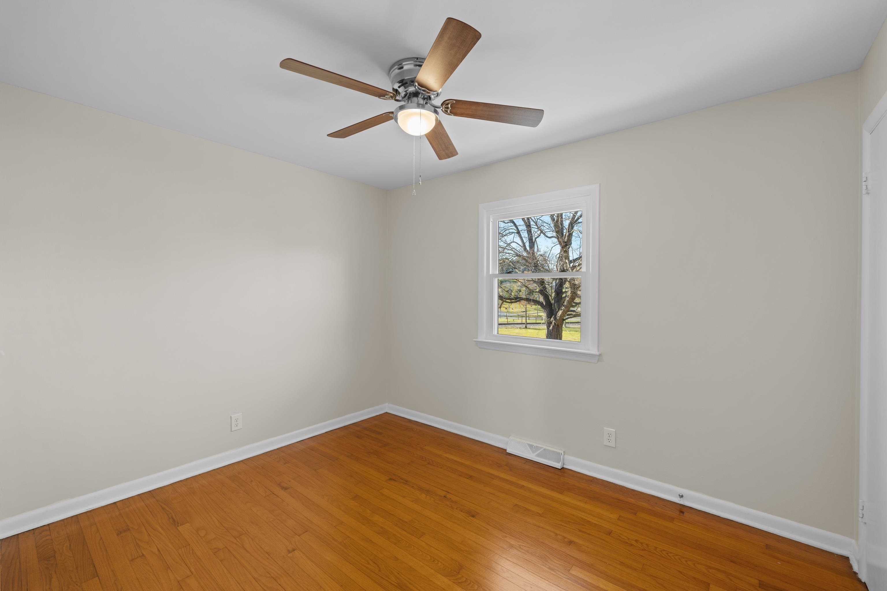 1726 MOUNTAIN VALLEY RD, KEEZLETOWN, Virginia 22832, 3 Bedrooms Bedrooms, ,2 BathroomsBathrooms,Residential,1726 MOUNTAIN VALLEY RD,671524 MLS # 671524