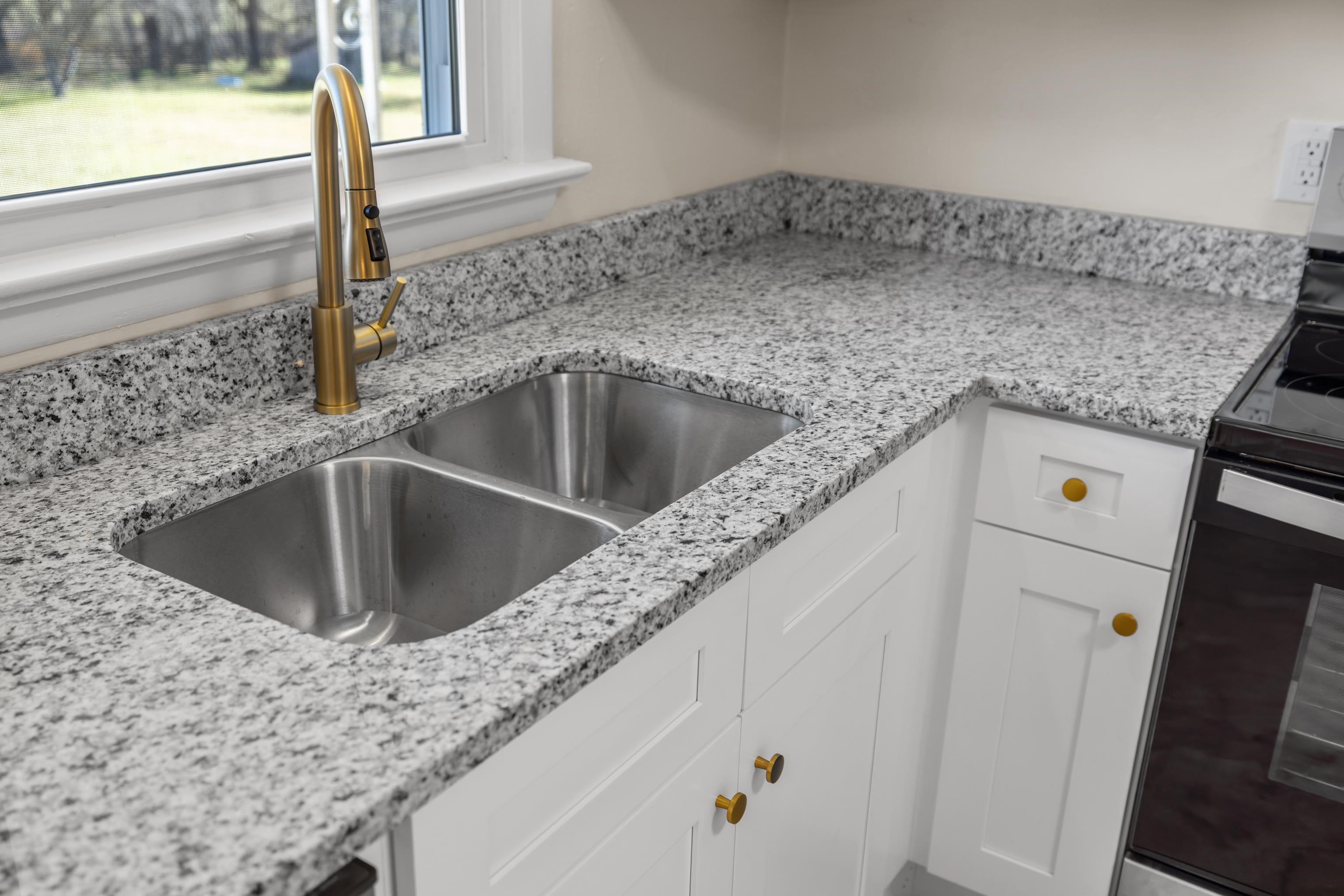 1726 MOUNTAIN VALLEY RD, KEEZLETOWN, Virginia 22832, 3 Bedrooms Bedrooms, ,2 BathroomsBathrooms,Residential,1726 MOUNTAIN VALLEY RD,671524 MLS # 671524