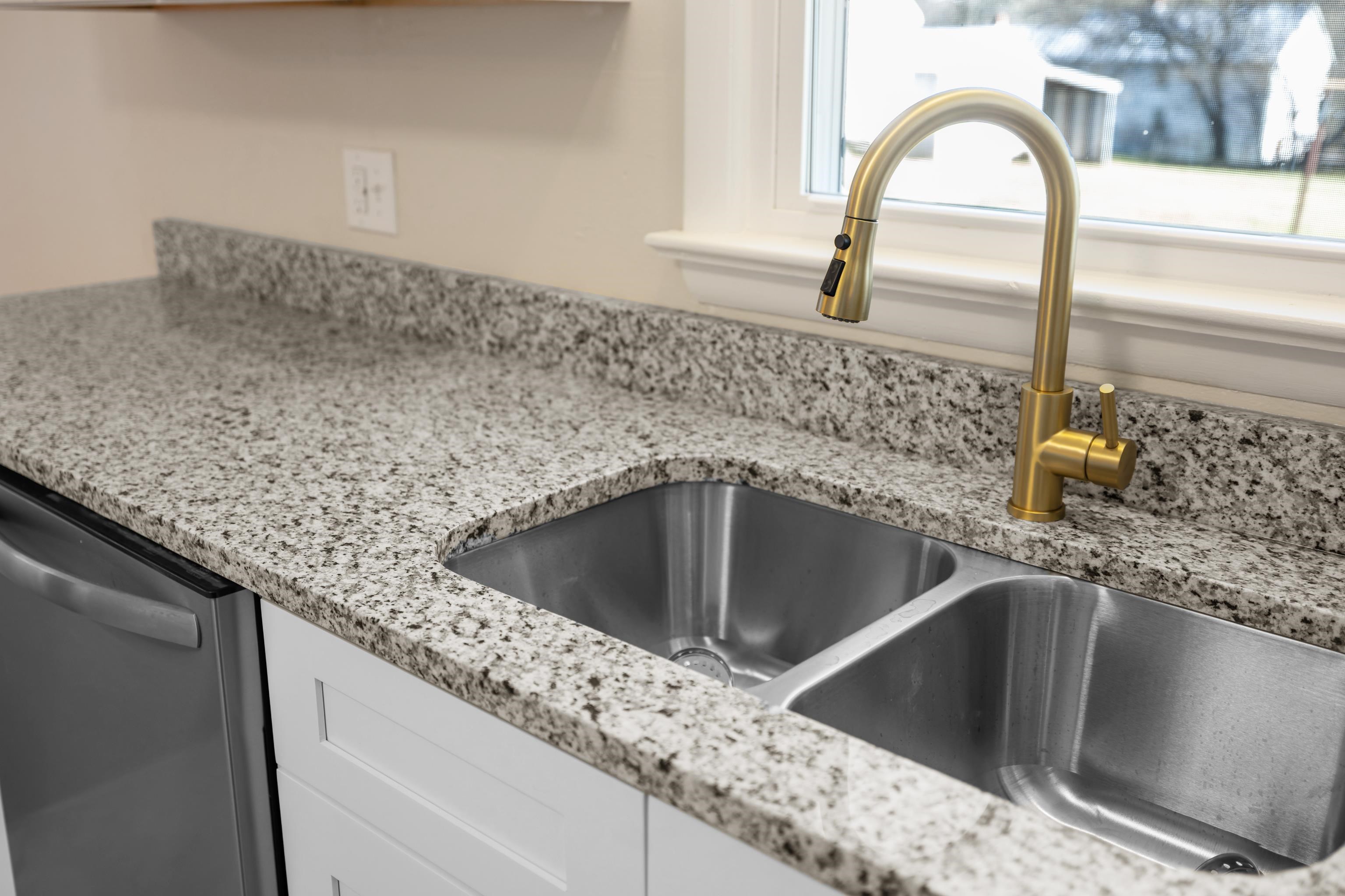 1726 MOUNTAIN VALLEY RD, KEEZLETOWN, Virginia 22832, 3 Bedrooms Bedrooms, ,2 BathroomsBathrooms,Residential,1726 MOUNTAIN VALLEY RD,671524 MLS # 671524