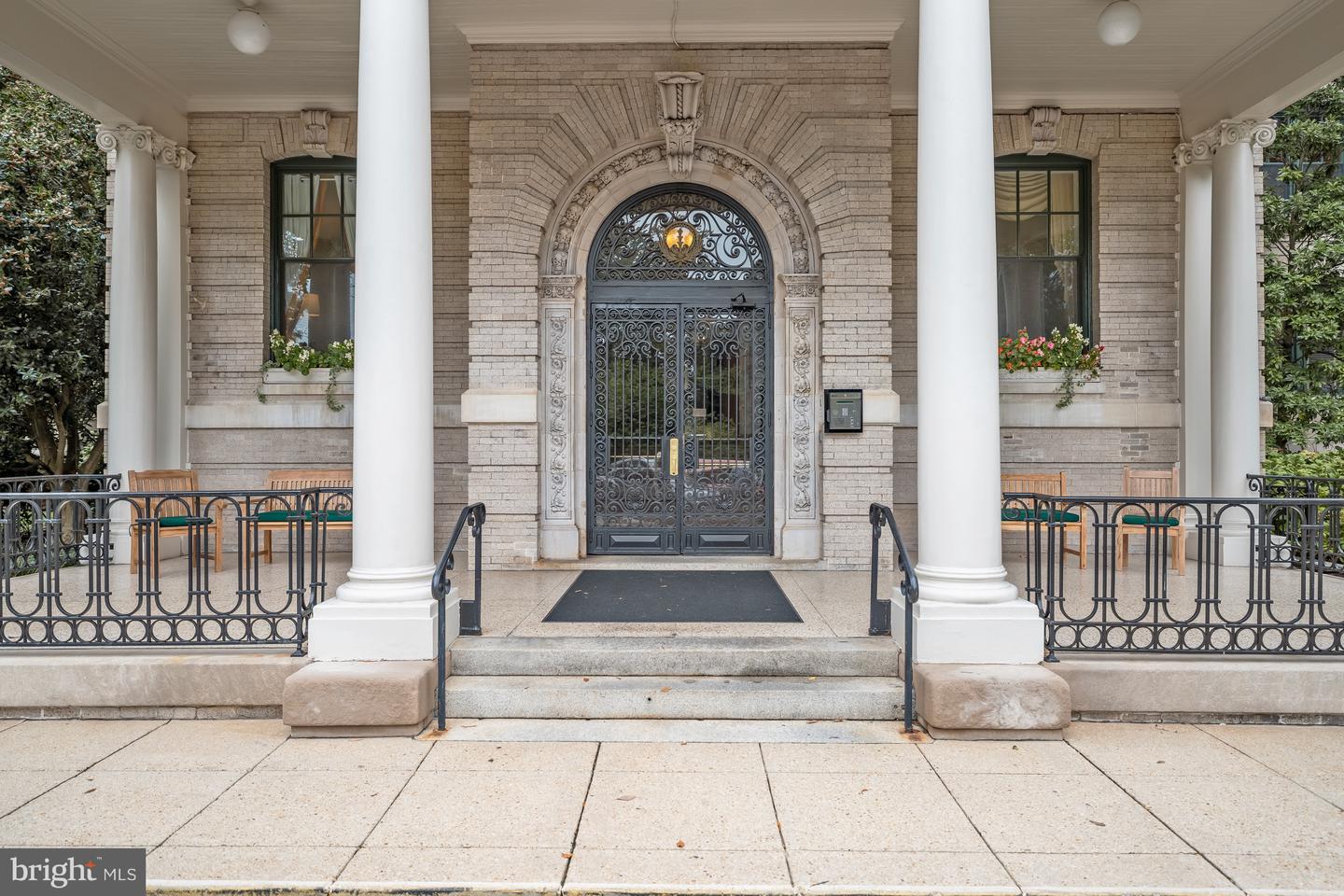 2853 ONTARIO RD NW #421, WASHINGTON, District Of Columbia 20009, 1 Bedroom Bedrooms, ,1 BathroomBathrooms,Residential,For sale,2853 ONTARIO RD NW #421,DCDC2226472 MLS # DCDC2226472