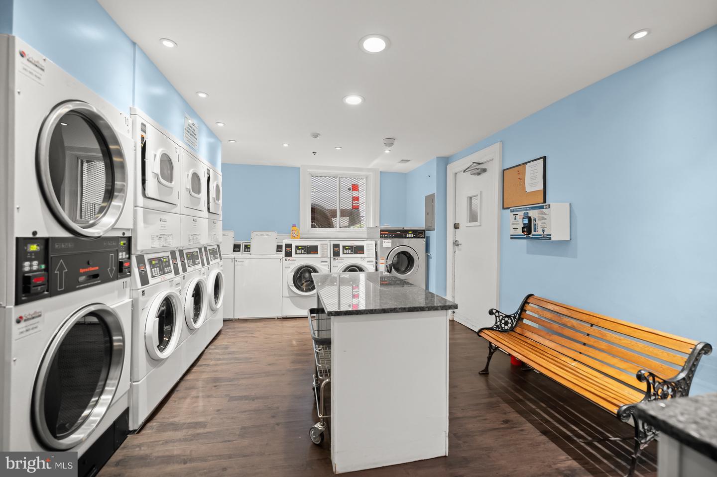 2853 ONTARIO RD NW #421, WASHINGTON, District Of Columbia 20009, 1 Bedroom Bedrooms, ,1 BathroomBathrooms,Residential,For sale,2853 ONTARIO RD NW #421,DCDC2226472 MLS # DCDC2226472