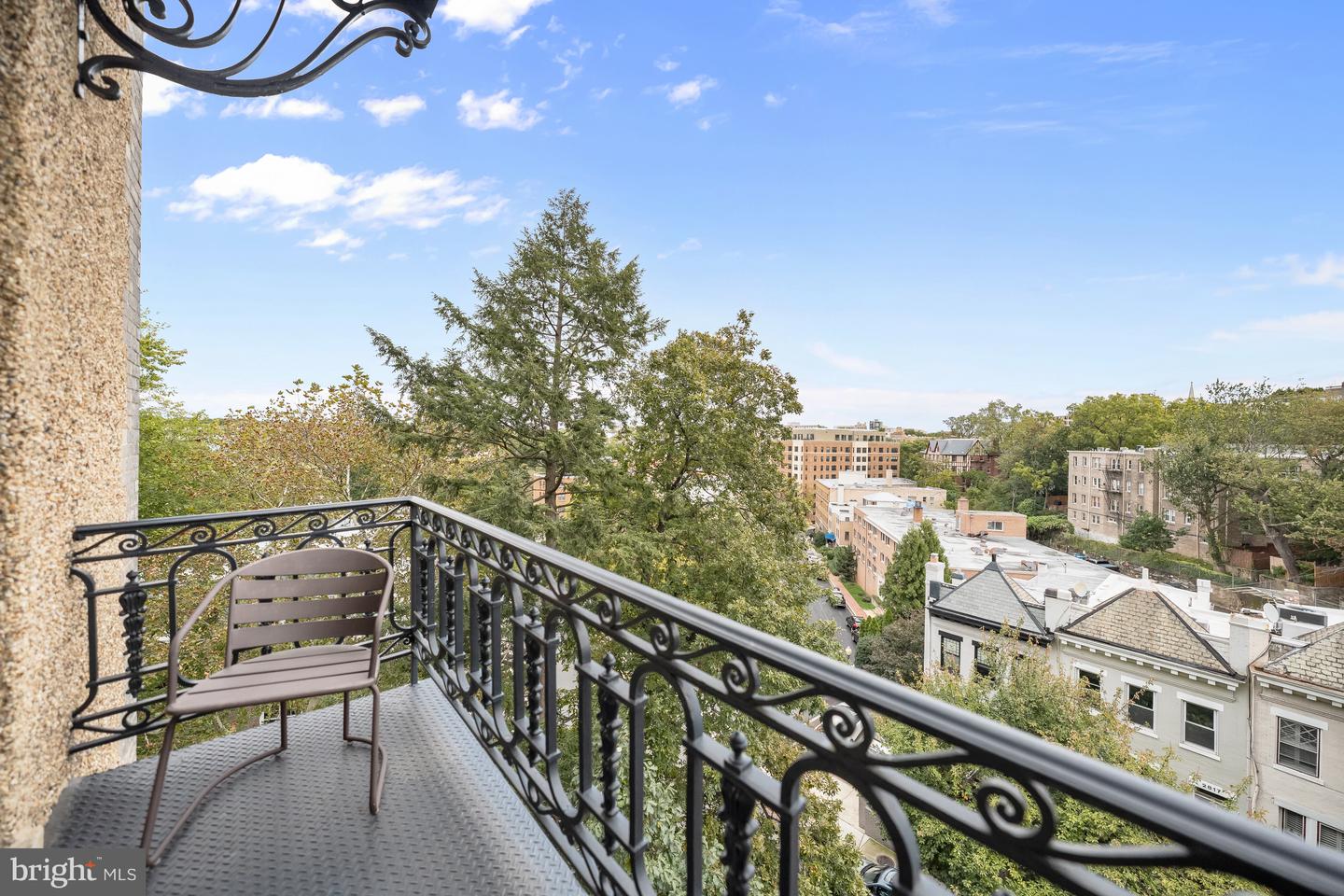 2853 ONTARIO RD NW #421, WASHINGTON, District Of Columbia 20009, 1 Bedroom Bedrooms, ,1 BathroomBathrooms,Residential,For sale,2853 ONTARIO RD NW #421,DCDC2226472 MLS # DCDC2226472