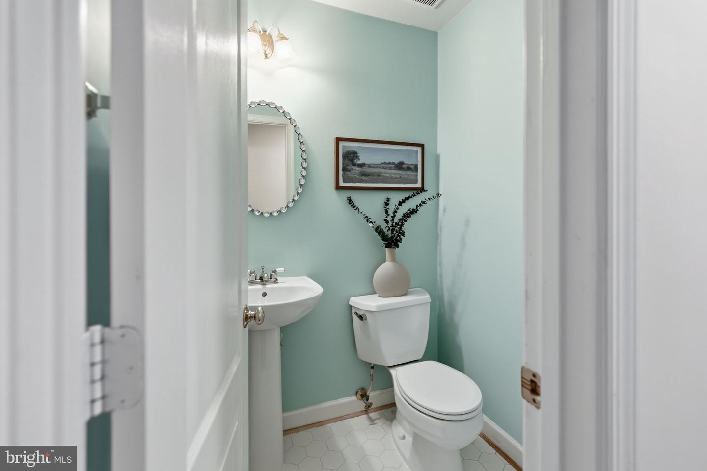 4110 JOHN TRAMMELL CT, FAIRFAX, Virginia 22030, 4 Bedrooms Bedrooms, ,3 BathroomsBathrooms,Residential,For sale,4110 JOHN TRAMMELL CT,VAFC2007354 MLS # VAFC2007354