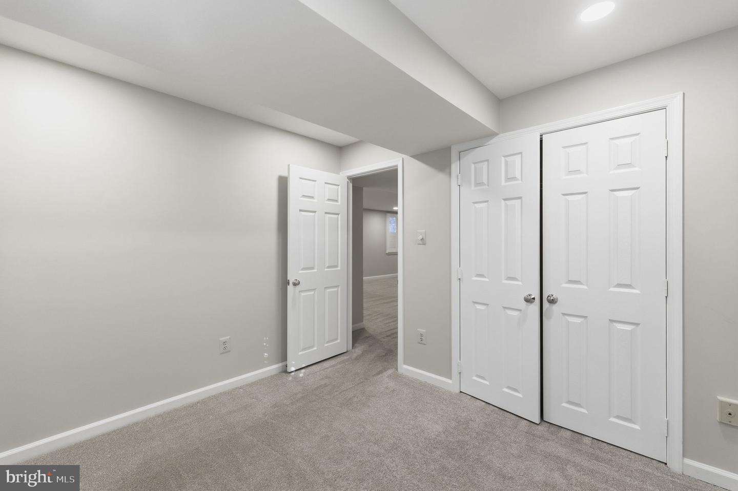 4110 JOHN TRAMMELL CT, FAIRFAX, Virginia 22030, 4 Bedrooms Bedrooms, ,3 BathroomsBathrooms,Residential,For sale,4110 JOHN TRAMMELL CT,VAFC2007354 MLS # VAFC2007354