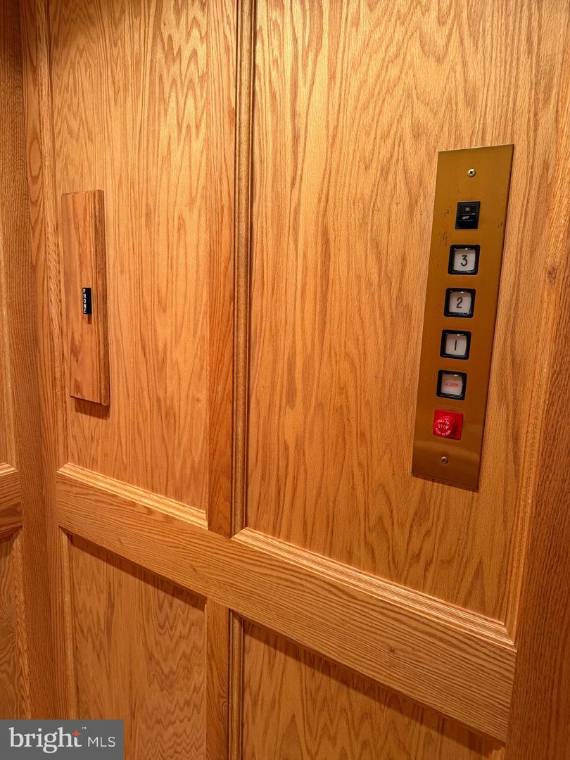 4110 JOHN TRAMMELL CT, FAIRFAX, Virginia 22030, 4 Bedrooms Bedrooms, ,3 BathroomsBathrooms,Residential,For sale,4110 JOHN TRAMMELL CT,VAFC2007354 MLS # VAFC2007354