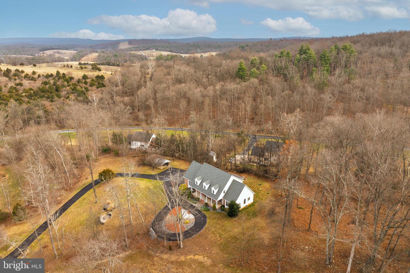 461 SKYLAR LANES WAY, WINCHESTER, Virginia 22603, 6 Bedrooms Bedrooms, ,4 BathroomsBathrooms,Residential,For sale,461 SKYLAR LANES WAY,VAFV2037982 MLS # VAFV2037982