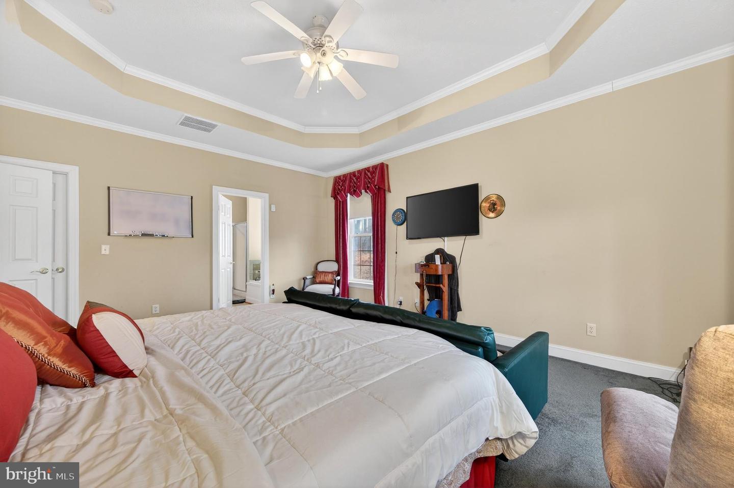 461 SKYLAR LANES WAY, WINCHESTER, Virginia 22603, 6 Bedrooms Bedrooms, ,4 BathroomsBathrooms,Residential,For sale,461 SKYLAR LANES WAY,VAFV2037982 MLS # VAFV2037982