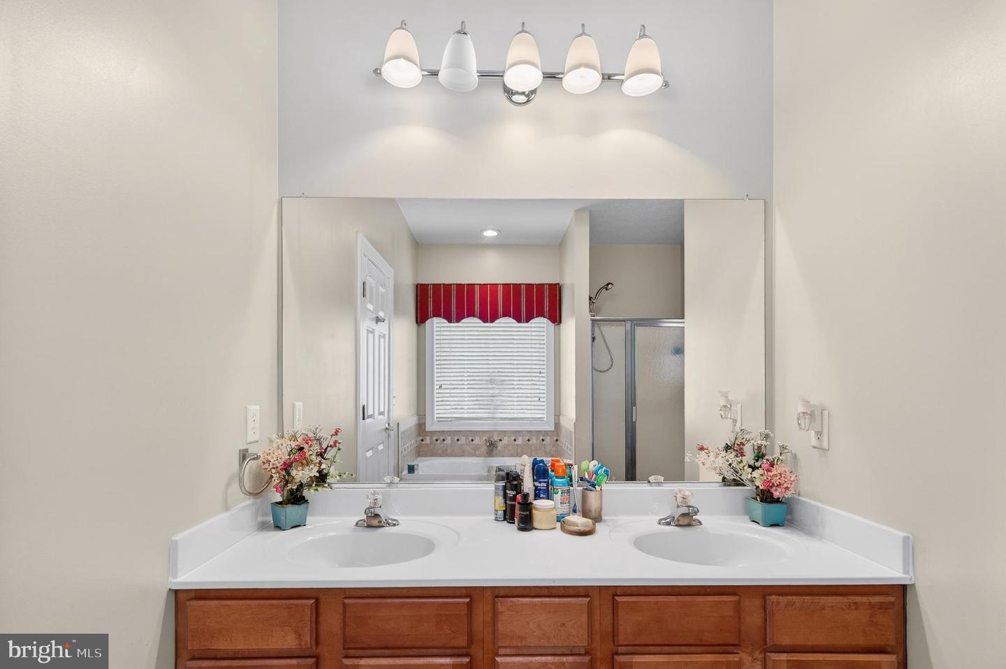 461 SKYLAR LANES WAY, WINCHESTER, Virginia 22603, 6 Bedrooms Bedrooms, ,4 BathroomsBathrooms,Residential,For sale,461 SKYLAR LANES WAY,VAFV2037982 MLS # VAFV2037982