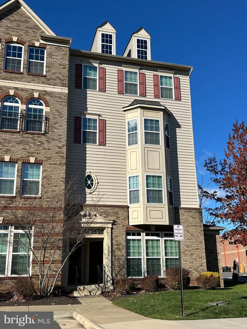 6900 KONA DR, GAINESVILLE, Virginia 20155, 3 Bedrooms Bedrooms, ,2 BathroomsBathrooms,Residential,For sale,6900 KONA DR,VAPW2107744 MLS # VAPW2107744