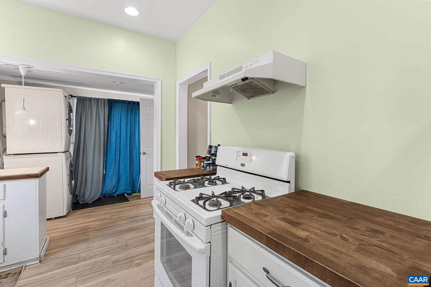 564 N BATH AVE, WAYNESBORO, Virginia 22980, 3 Bedrooms Bedrooms, ,1 BathroomBathrooms,Residential,For sale,564 N BATH AVE,671086 MLS # 671086