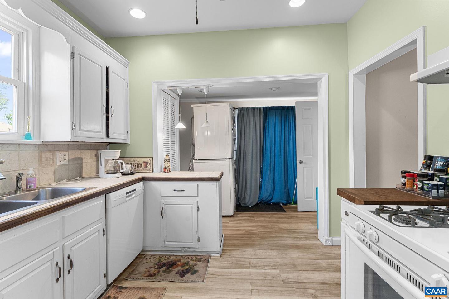 564 N BATH AVE, WAYNESBORO, Virginia 22980, 3 Bedrooms Bedrooms, ,1 BathroomBathrooms,Residential,For sale,564 N BATH AVE,671086 MLS # 671086