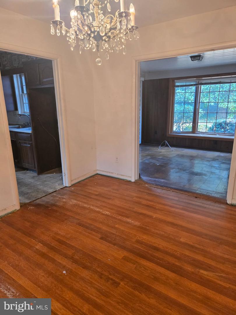 7334 PINECASTLE RD, FALLS CHURCH, Virginia 22043, 4 Bedrooms Bedrooms, ,2 BathroomsBathrooms,Residential,For sale,7334 PINECASTLE RD,VAFX2279430 MLS # VAFX2279430