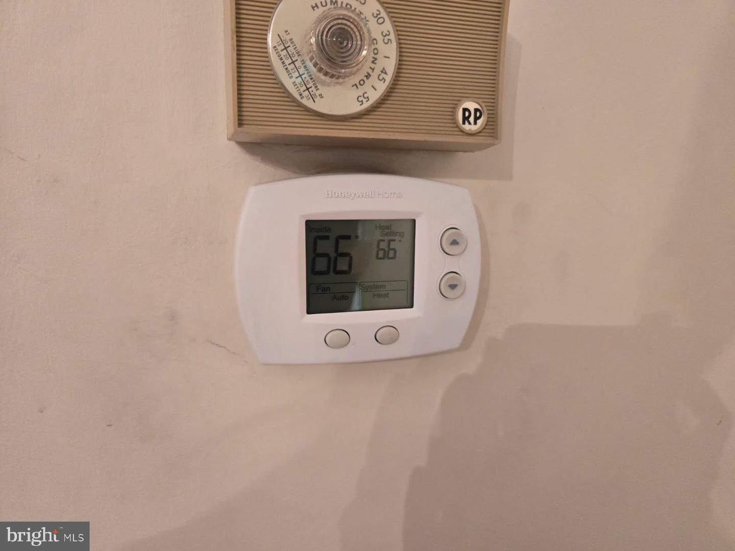 7334 PINECASTLE RD, FALLS CHURCH, Virginia 22043, 4 Bedrooms Bedrooms, ,2 BathroomsBathrooms,Residential,For sale,7334 PINECASTLE RD,VAFX2279430 MLS # VAFX2279430