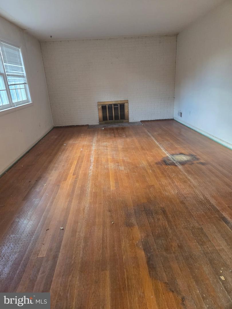 7334 PINECASTLE RD, FALLS CHURCH, Virginia 22043, 4 Bedrooms Bedrooms, ,2 BathroomsBathrooms,Residential,For sale,7334 PINECASTLE RD,VAFX2279430 MLS # VAFX2279430